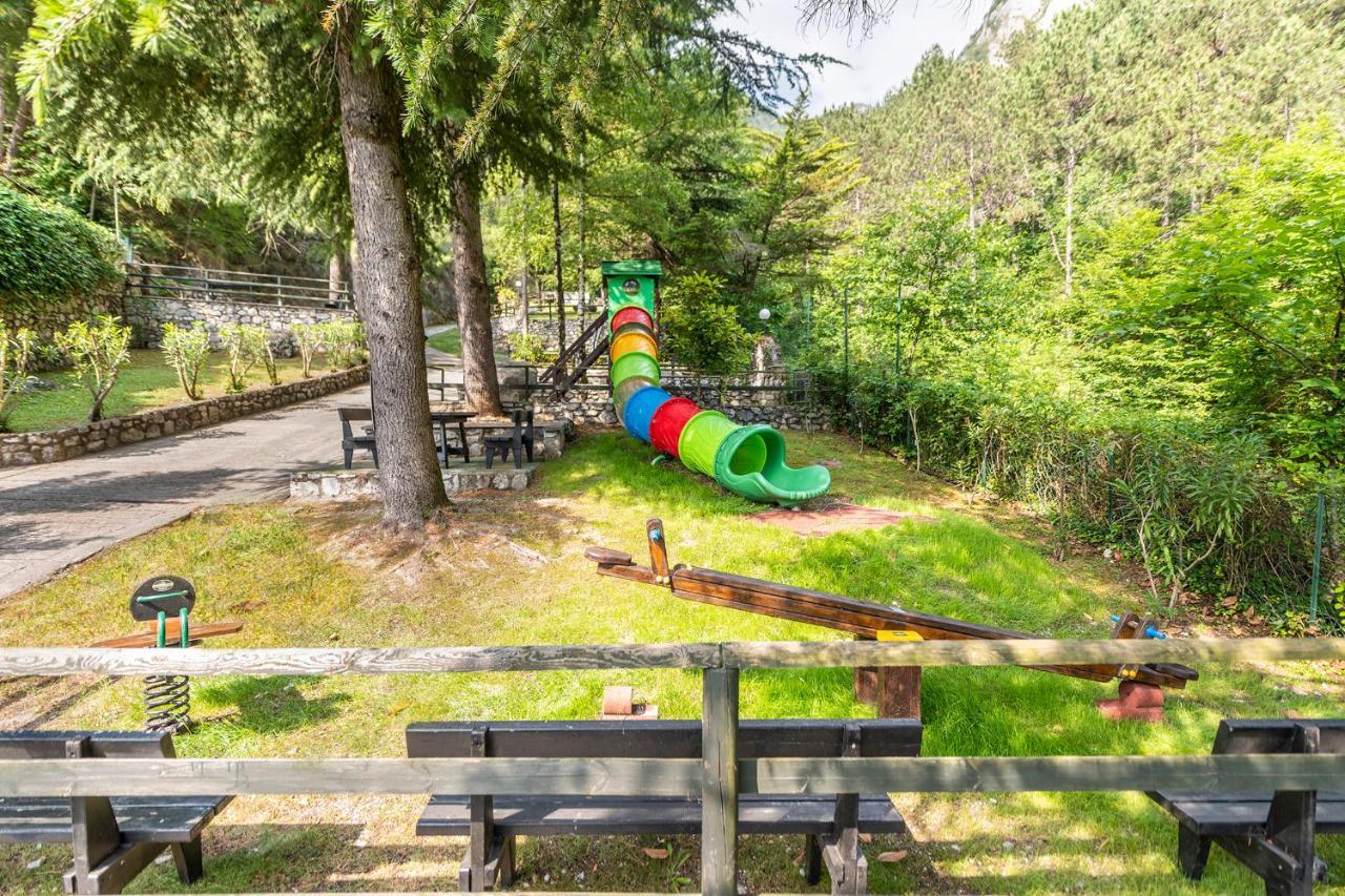 Residence Oasi Limone sul Garda Zewnętrze zdjęcie