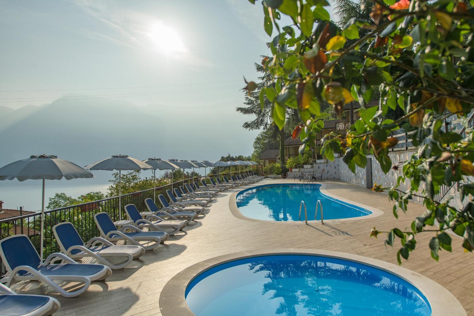Residence Oasi Limone sul Garda Zewnętrze zdjęcie