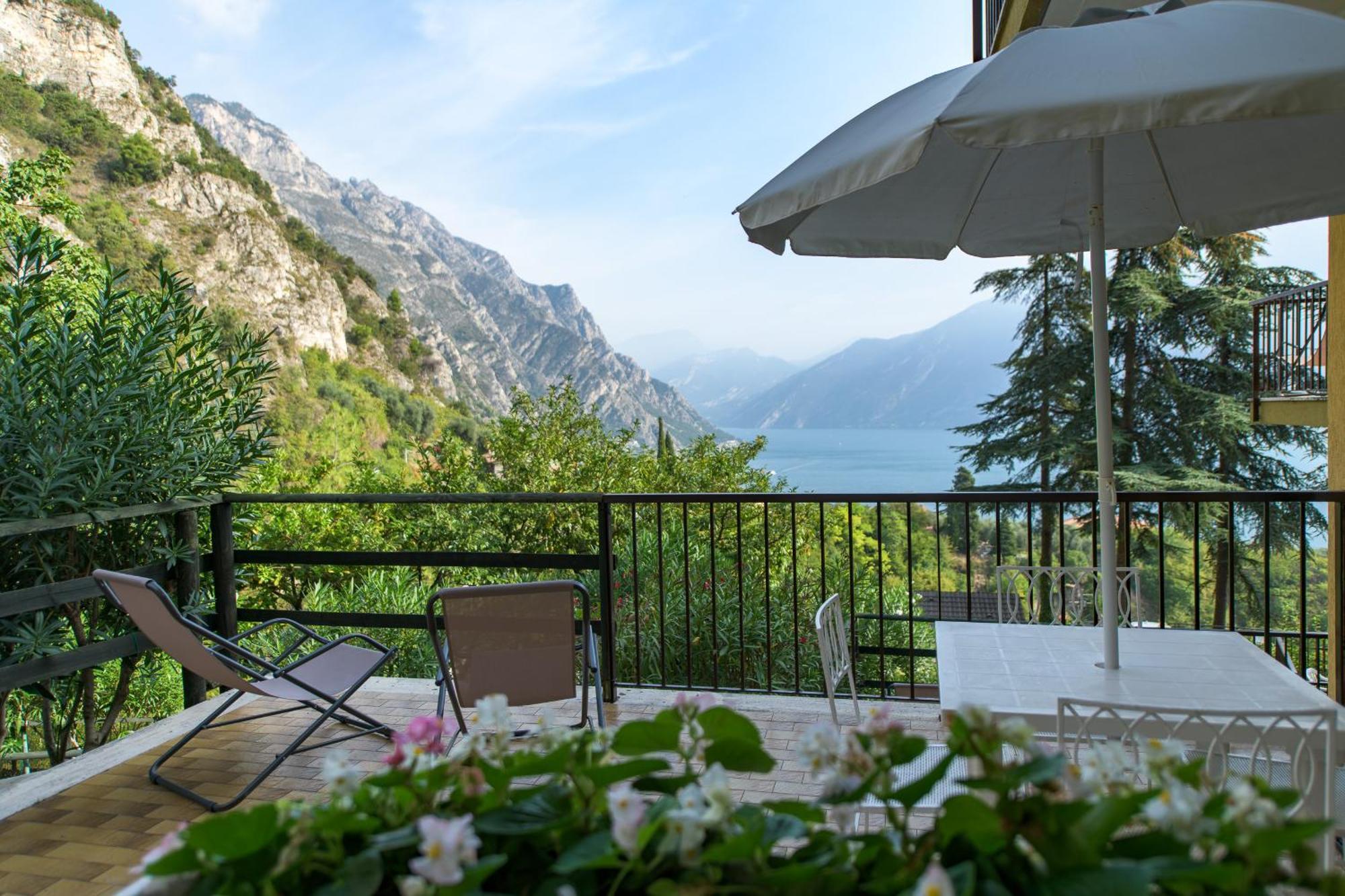 Residence Oasi Limone sul Garda Zewnętrze zdjęcie