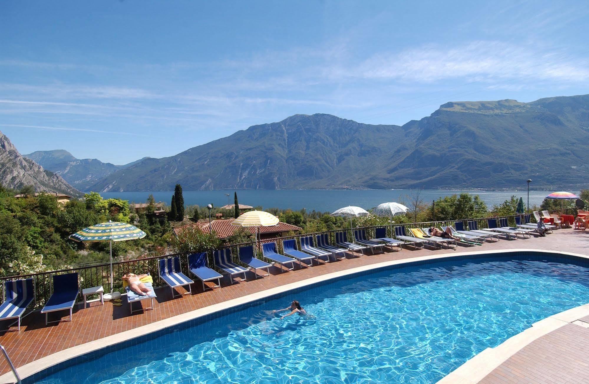 Residence Oasi Limone sul Garda Zewnętrze zdjęcie